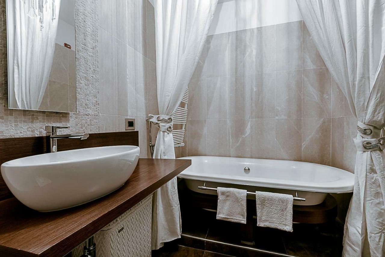 Milano Central Luxury Kültér fotó